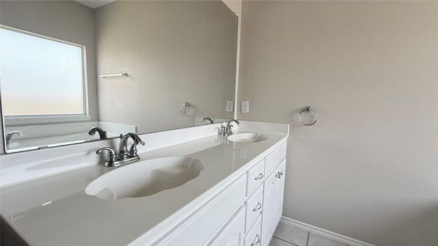 7810 Corona Court, Arlington, TX 76002