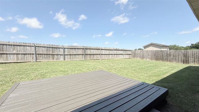 7810 Corona Court, Arlington, TX 76002
