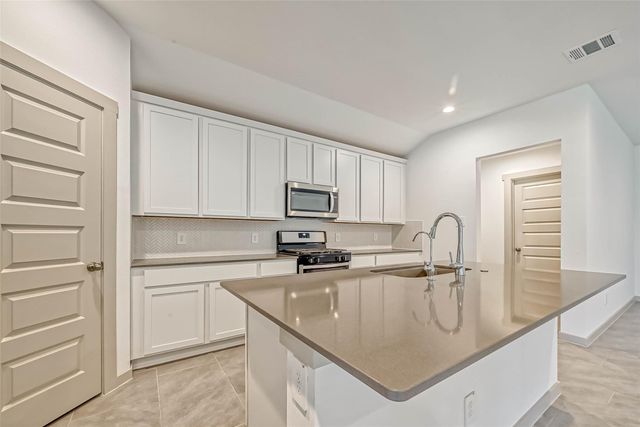 819 Dhalia Petal, Missouri City, TX 77459