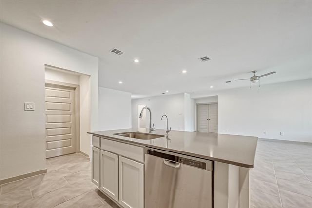 819 Dhalia Petal, Missouri City, TX 77459