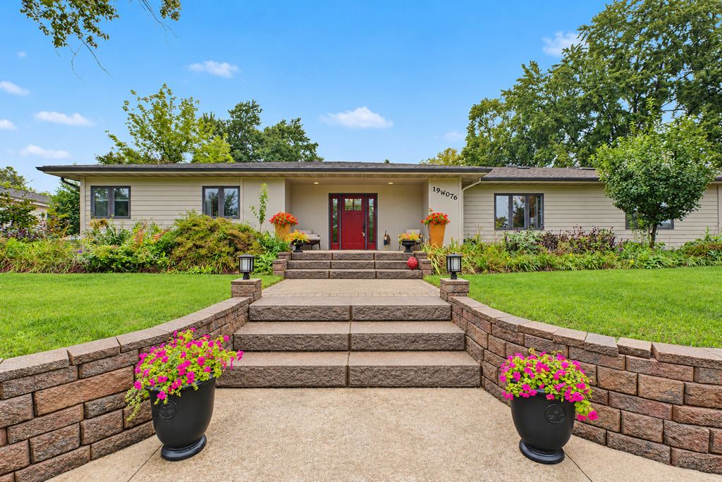 19W076 18th Place, Lombard, IL 60148 — photo 2