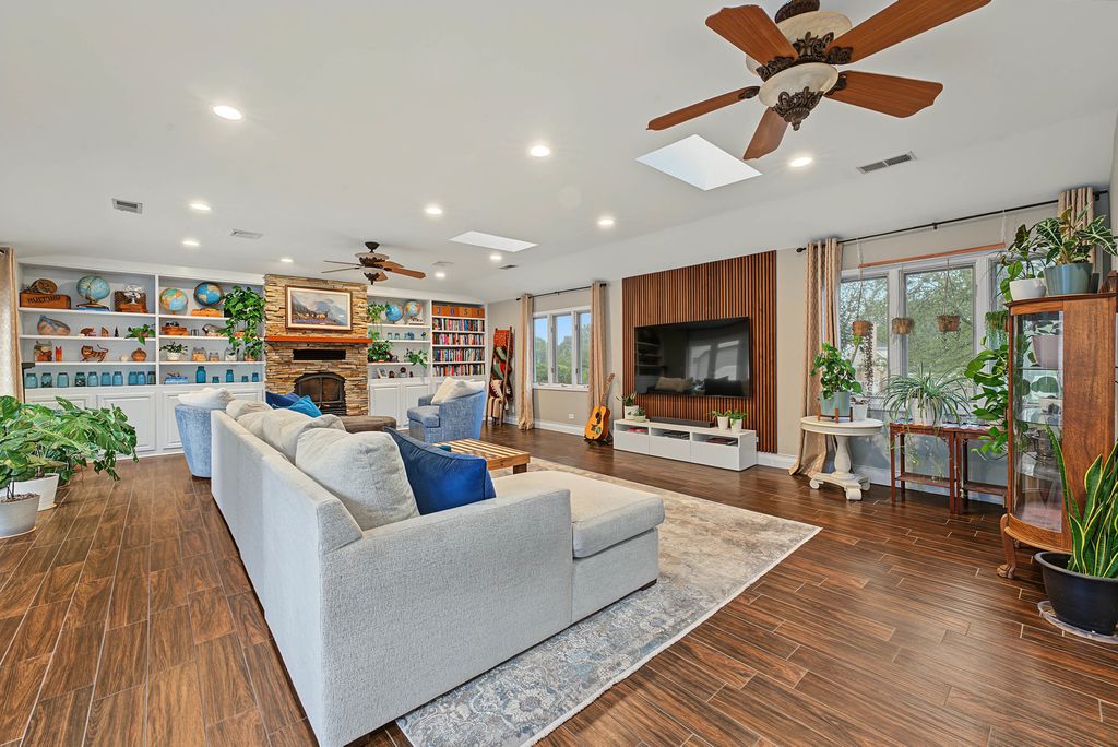 19W076 18th Place, Lombard, IL 60148 — photo 4