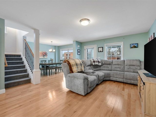 1294 North Ave Unit 1, Burlington, VT 05408