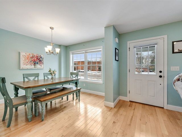 1294 North Ave Unit 1, Burlington, VT 05408