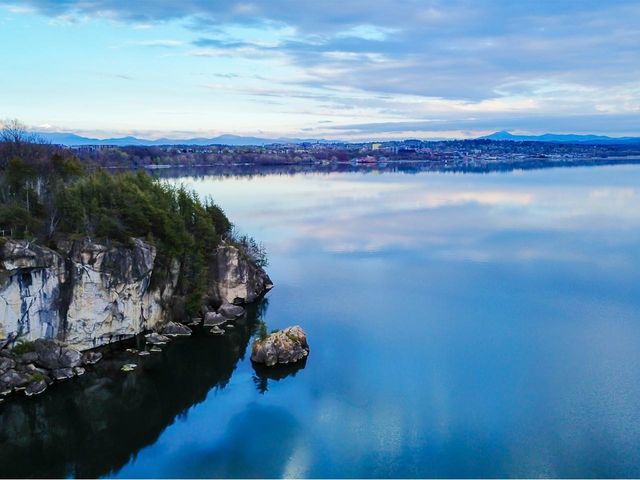 1294 North Ave Unit 1, Burlington, VT 05408