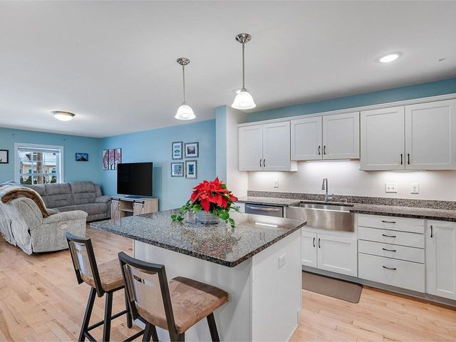 1294 North Ave Unit 1, Burlington, VT 05408