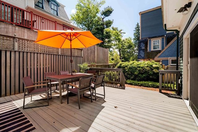 86 Avon Hill Street, Cambridge, MA 02140