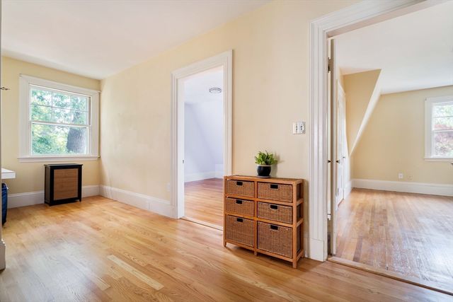 86 Avon Hill Street, Cambridge, MA 02140