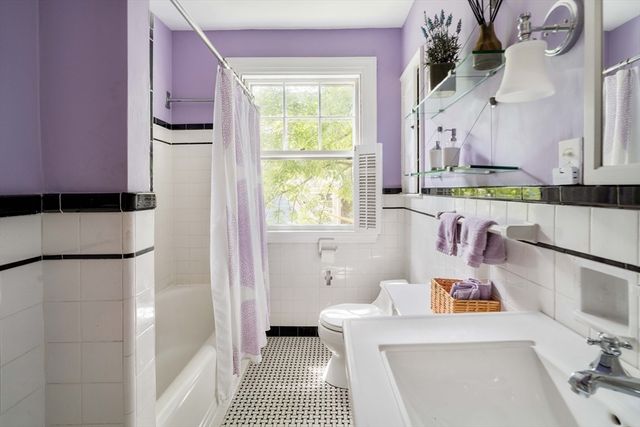86 Avon Hill Street, Cambridge, MA 02140