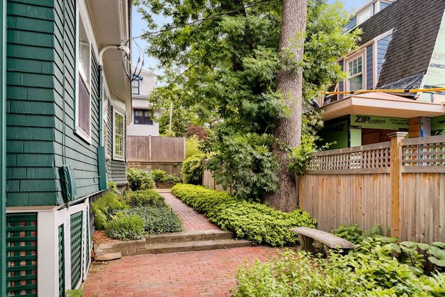 86 Avon Hill Street, Cambridge, MA 02140