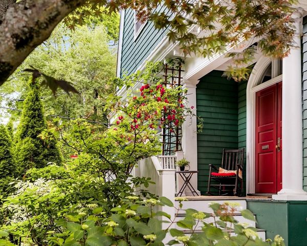 86 Avon Hill Street, Cambridge, MA 02140