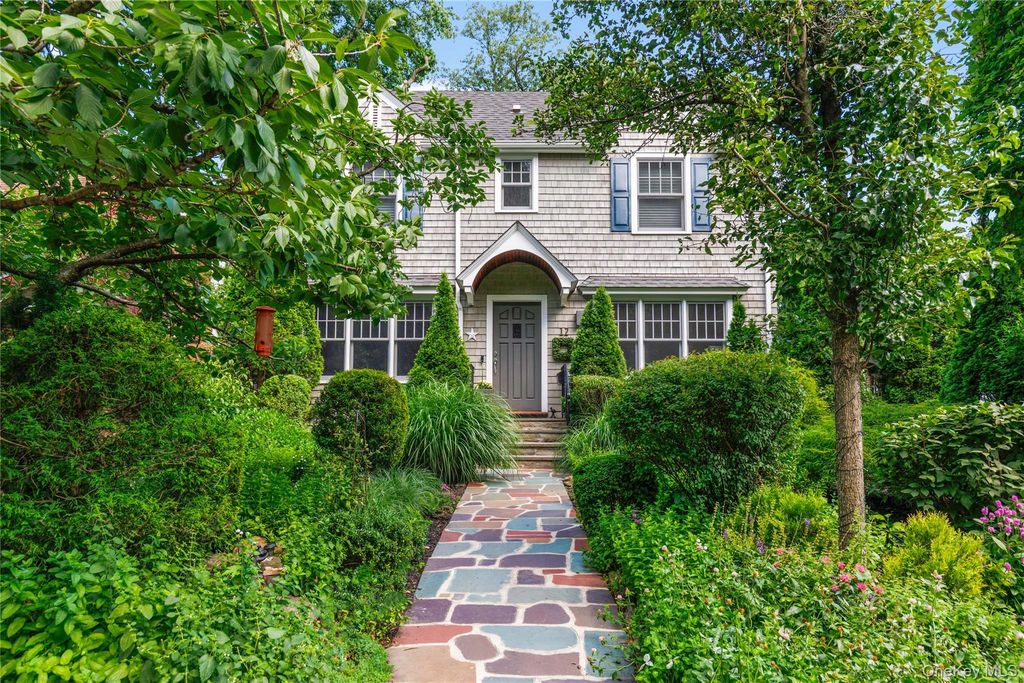 12 Kenmare Road, Larchmont, NY 10538 — photo 2