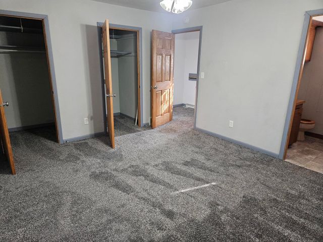 107 9th Ave SE, Oelwein, IA 50662