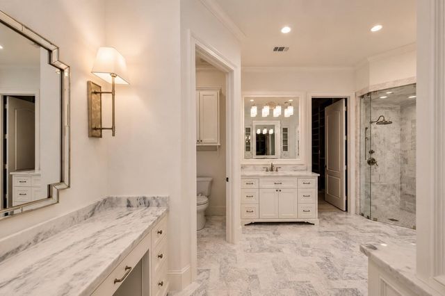 380 Ridgelake Scenic Drive, Montgomery, TX 77316