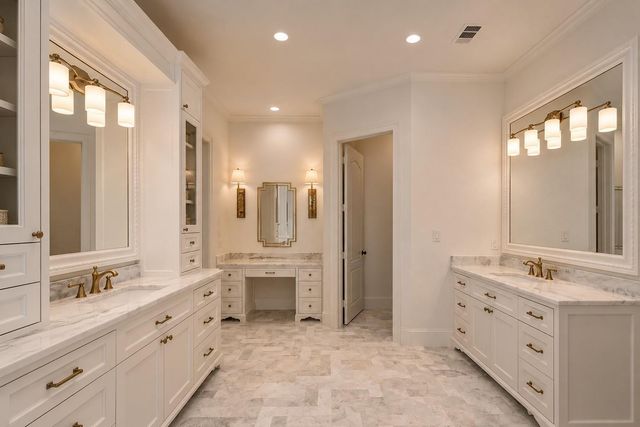 380 Ridgelake Scenic Drive, Montgomery, TX 77316