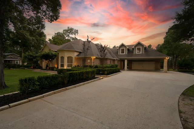 380 Ridgelake Scenic Drive, Montgomery, TX 77316