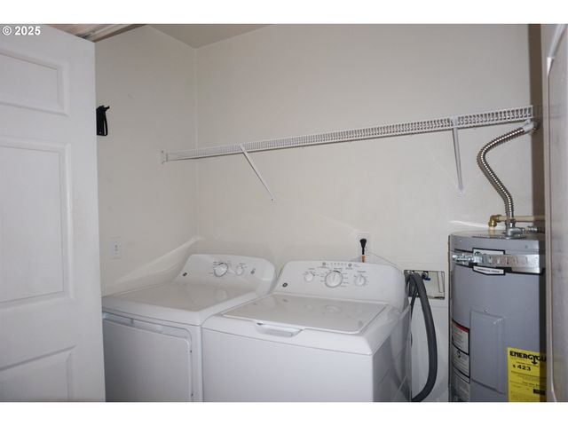 1649 Se NIGHT HERON Way, Gresham, OR 97080