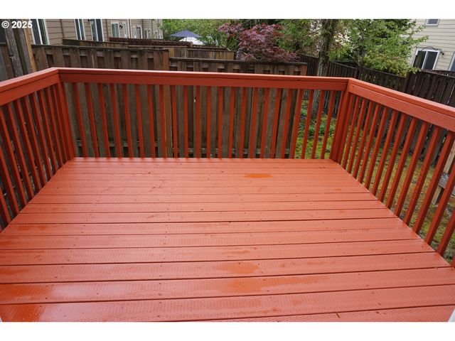 1649 Se NIGHT HERON Way, Gresham, OR 97080