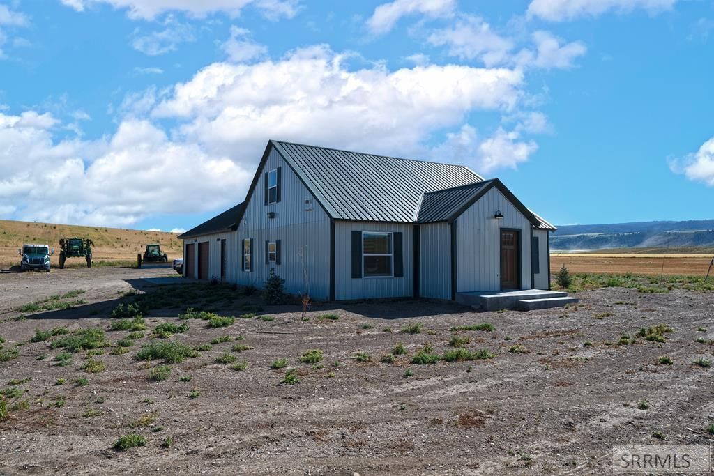 7243 Ard's Road, Tetonia, ID 83452