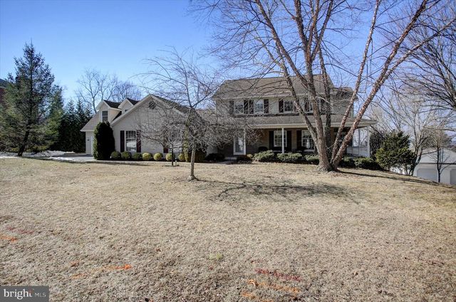 11459 VALLEYWOOD DR, Waynesboro, PA 17268