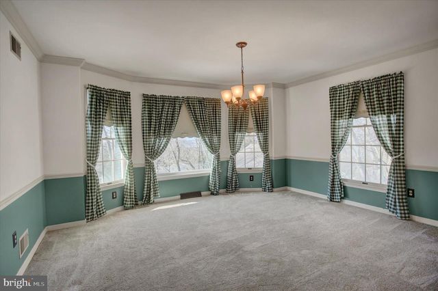 11459 VALLEYWOOD DR, Waynesboro, PA 17268