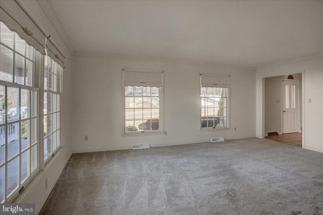 11459 VALLEYWOOD DR, Waynesboro, PA 17268