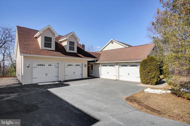 11459 VALLEYWOOD DR, Waynesboro, PA 17268