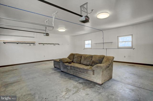 11459 VALLEYWOOD DR, Waynesboro, PA 17268