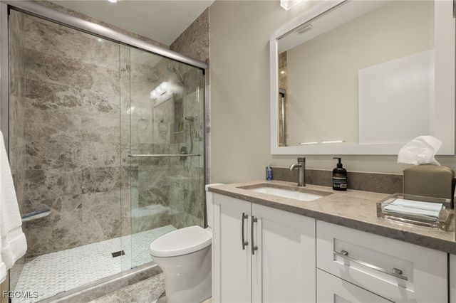 2400 Los Colony RD, Sanibel, FL 33957