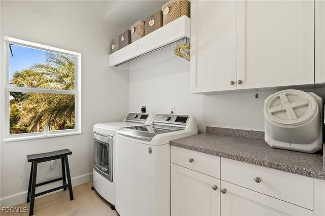 2400 Los Colony RD, Sanibel, FL 33957