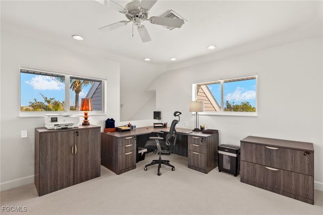 2400 Los Colony RD, Sanibel, FL 33957