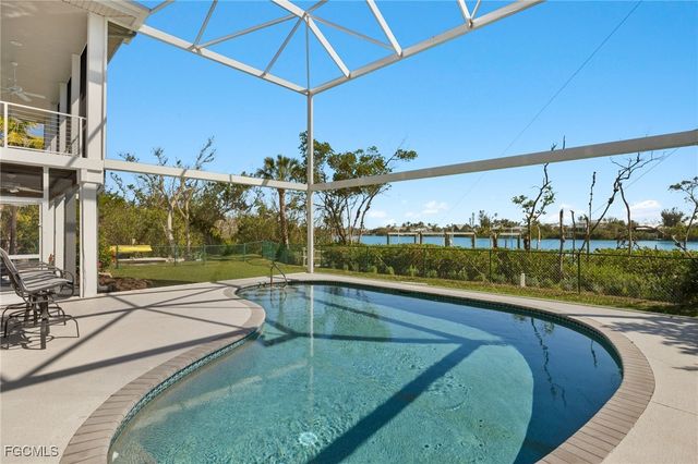 2400 Los Colony RD, Sanibel, FL 33957