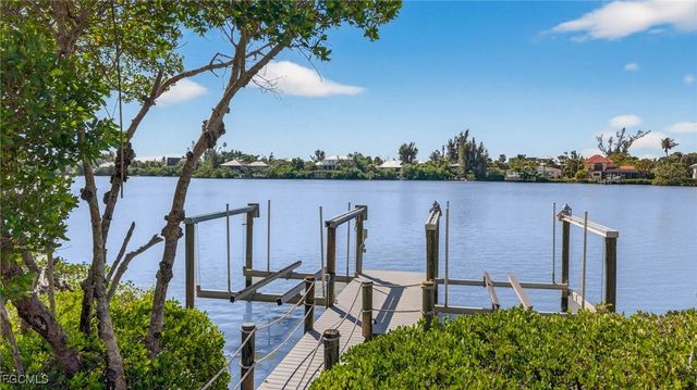 2400 Los Colony RD, Sanibel, FL 33957