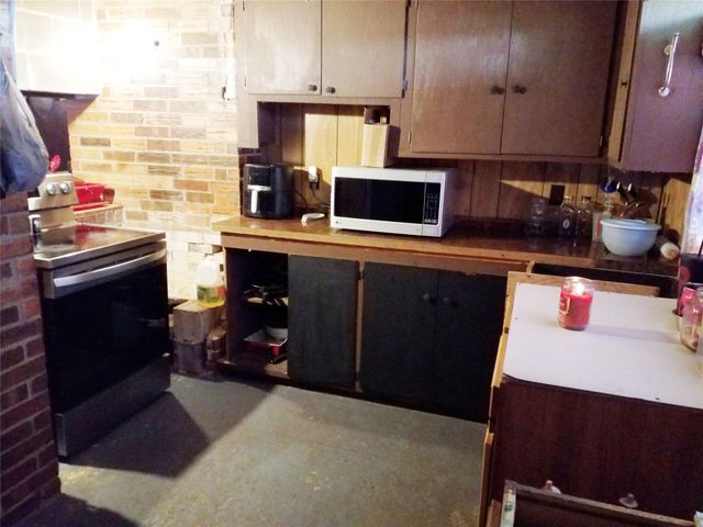 18297 Gholson Road, Waco, TX 76705