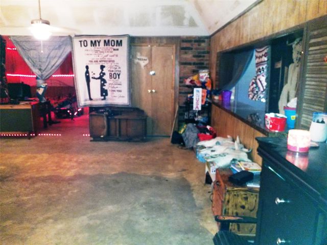 18297 Gholson Road, Waco, TX 76705