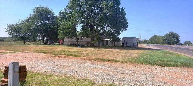 18297 Gholson Road, Waco, TX 76705