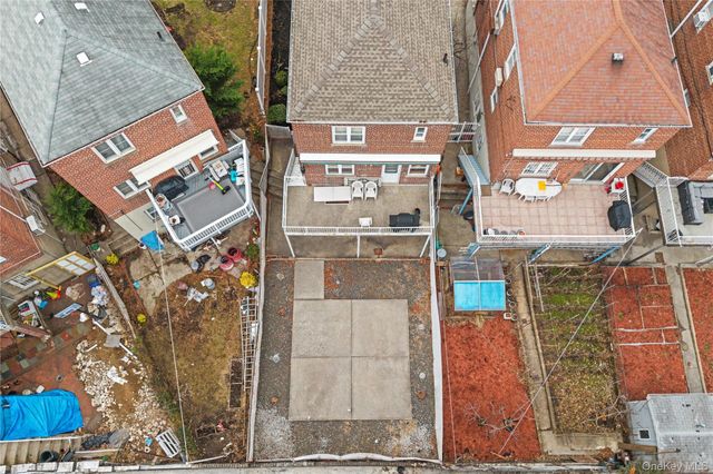 2004 Bogart Avenue, Bronx, NY 10462