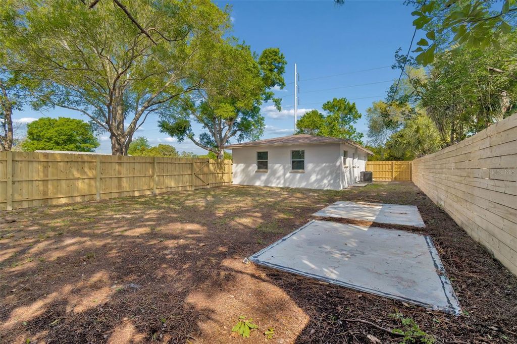 Image 20 of property listing at 7691 14TH STREET N, St Petersburg, FL 33702