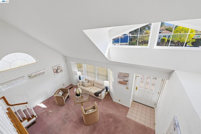 1716 Elm St, Livermore, CA 94551