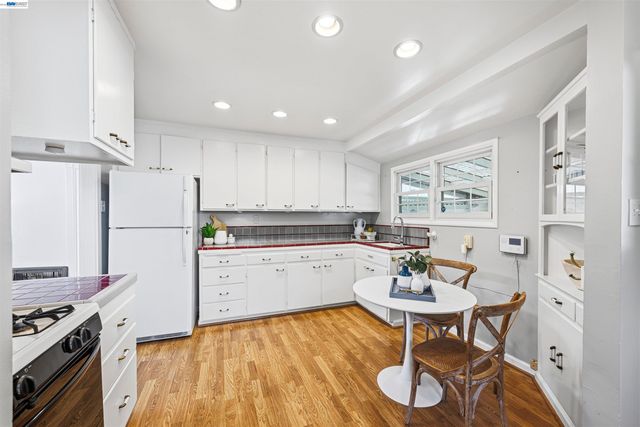 1716 Elm St, Livermore, CA 94551