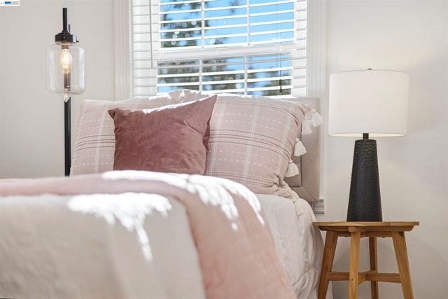 1716 Elm St, Livermore, CA 94551