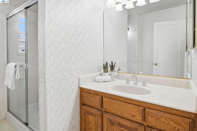 1716 Elm St, Livermore, CA 94551