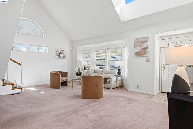 1716 Elm St, Livermore, CA 94551