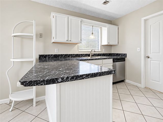1905 S E Street, Rogers, AR 72758