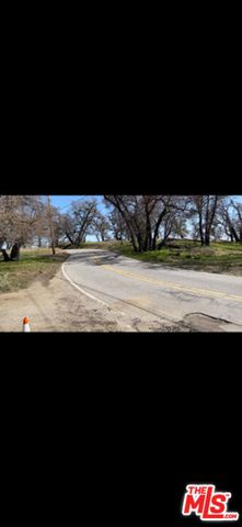 30281 Starland Drive, Tehachapi, CA 93561