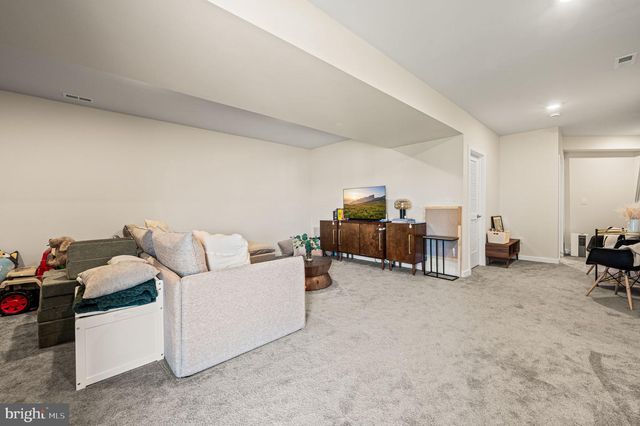 851 PECAN RD, Spring City, PA 19475