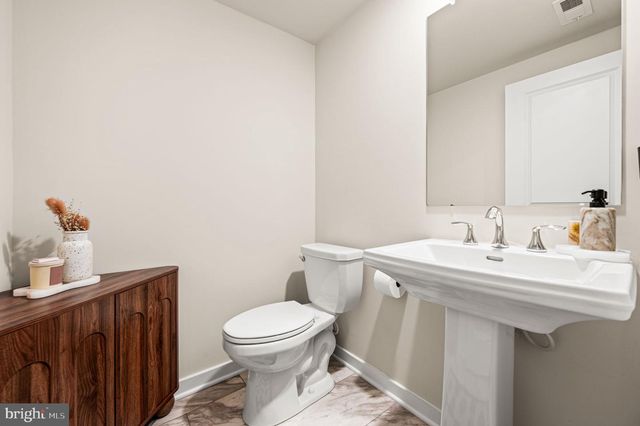 851 PECAN RD, Spring City, PA 19475