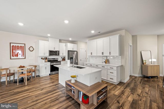 851 PECAN RD, Spring City, PA 19475