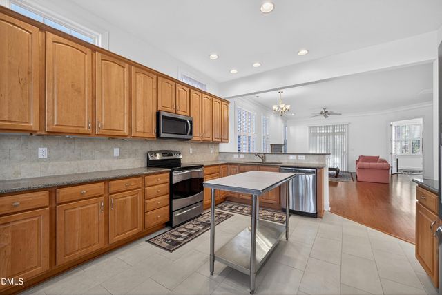 11121 Bayberry Hills Drive, Raleigh, NC 27617