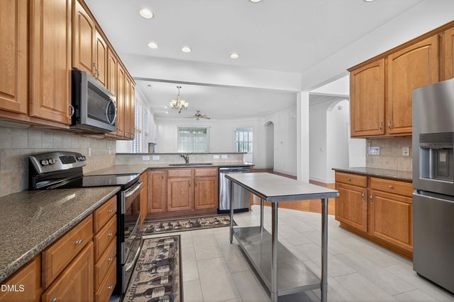 11121 Bayberry Hills Drive, Raleigh, NC 27617